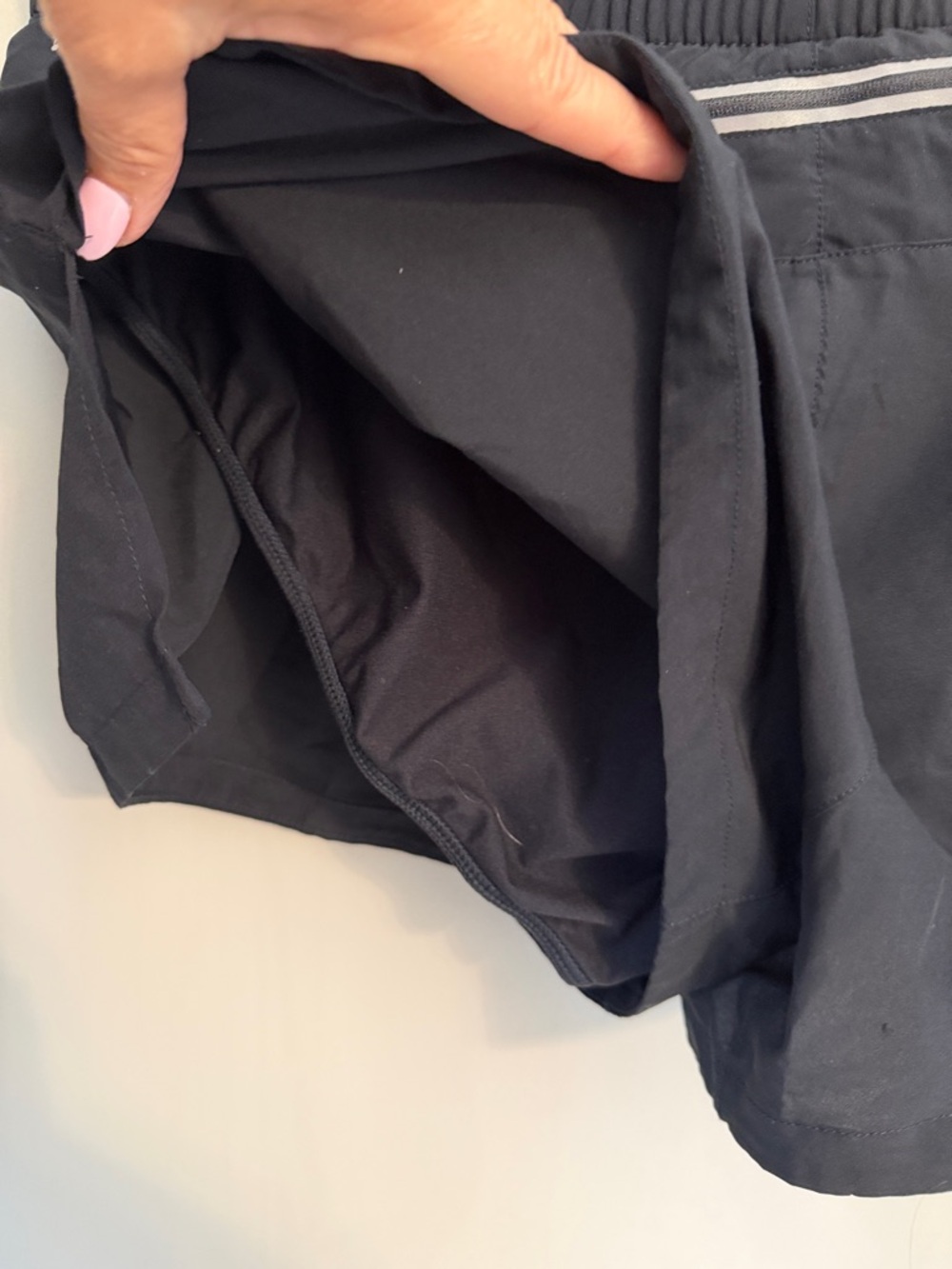 Fabletics Black Women's Athletic Shorts with Smocked Waist - Picture 4 of 4